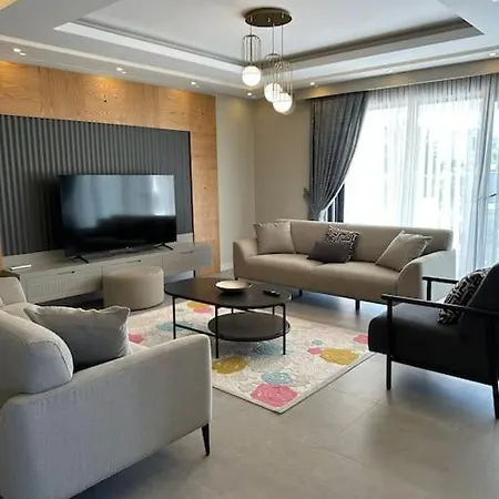 Villa Rueyam 1