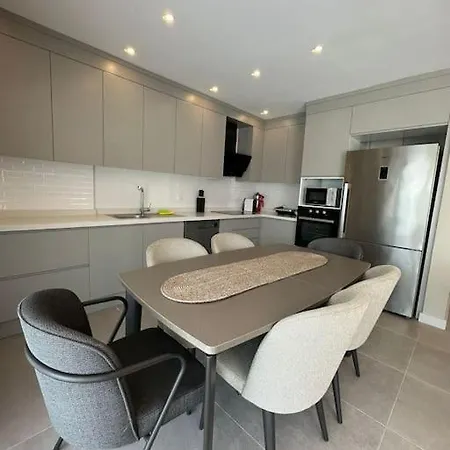 Villa Rueyam 1