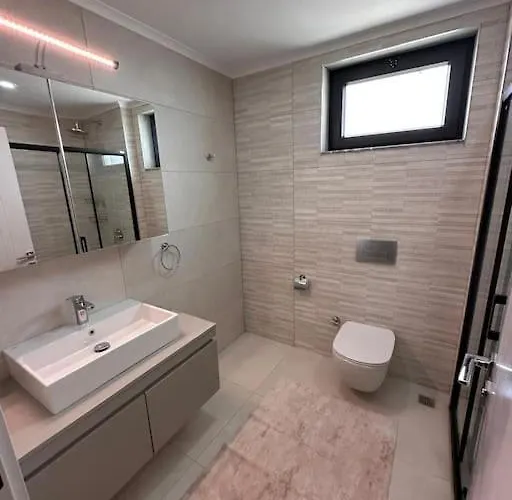 Rueyam 1 Villa *