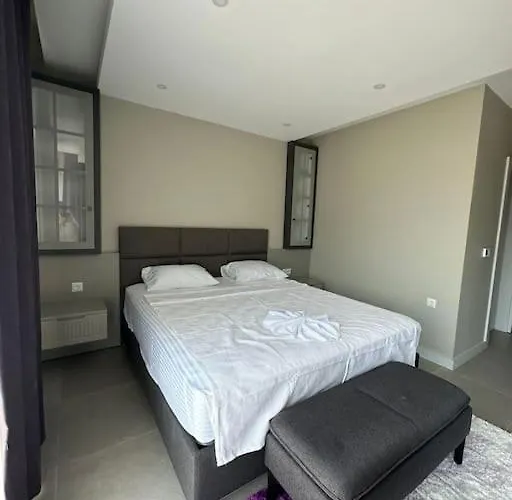 Rueyam 1 Villa *